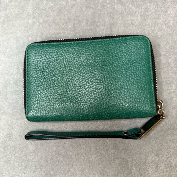 Marc Jacobs Zip Around leather wristlet wallet in Green - Picture 2 of 4
